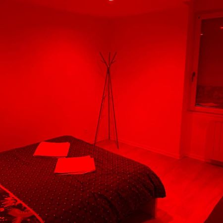 Appartement 2Eme Etage 42M2 Hyper Centre Ville / Parking Gratuit Riom Esterno foto