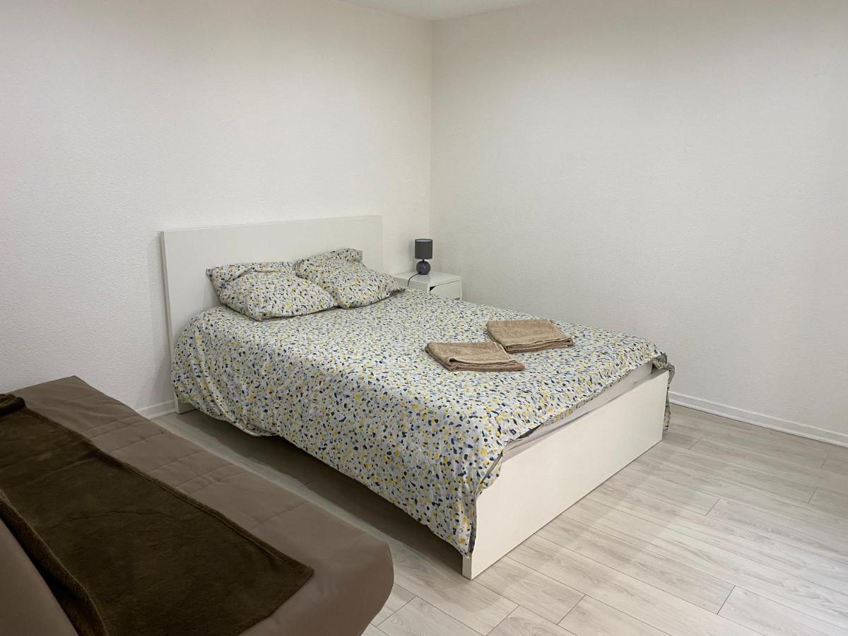 Appartement 2Eme Etage 42M2 Hyper Centre Ville / Parking Gratuit Riom Esterno foto